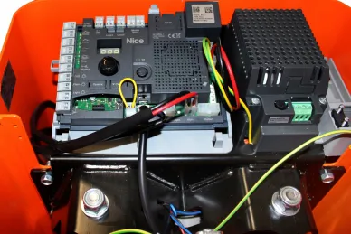 Nice M7BAR elektromechaniczny szlaban do 7m