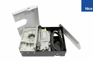 Siłownik XME2124 w obudowie: