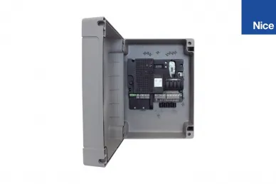 Wnętrze centrali MC800